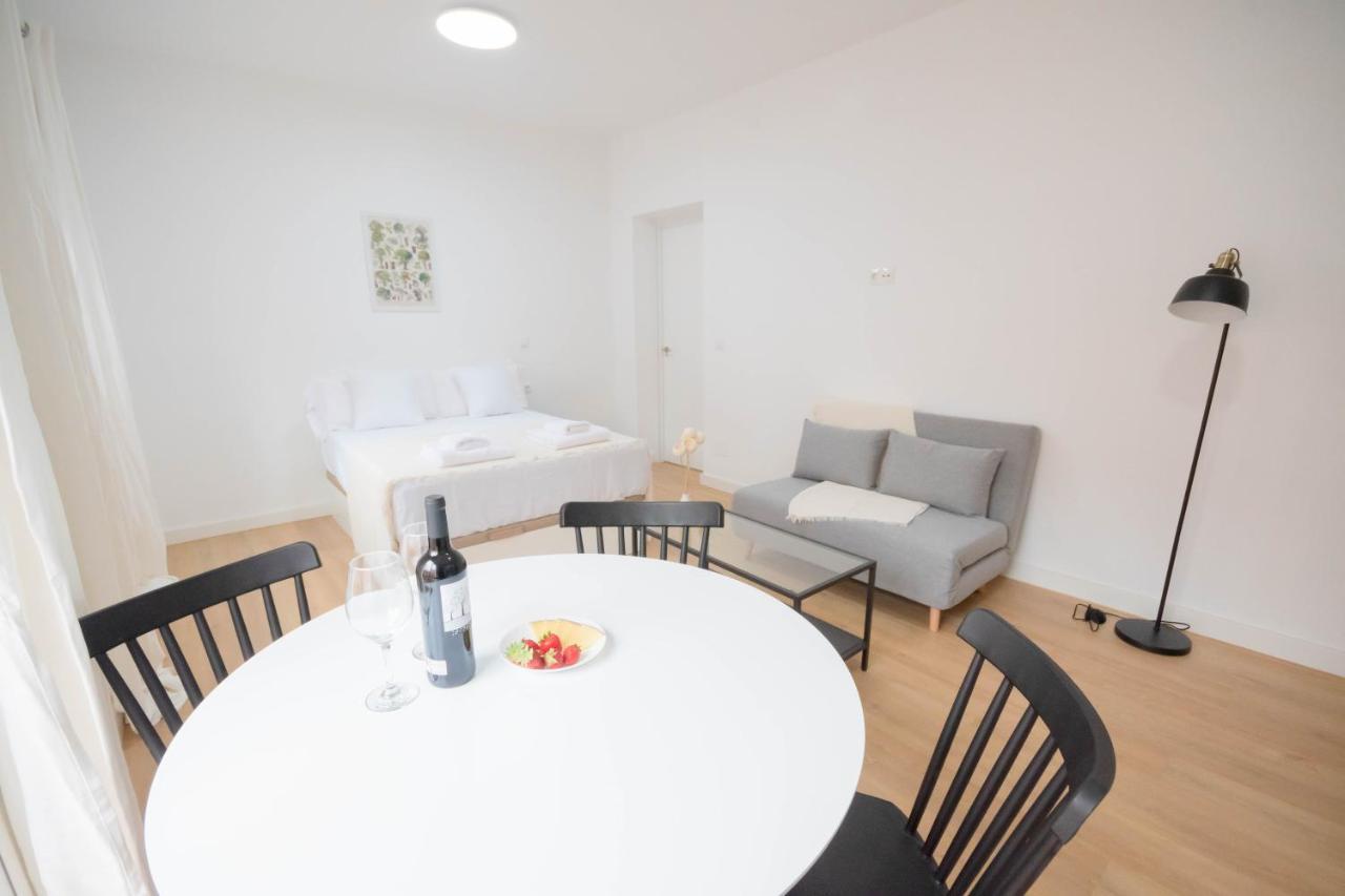 For You Rentals Encantador Y Unico Estudio Temporal En Tetuan Madrid Mlu1º1 Экстерьер фото